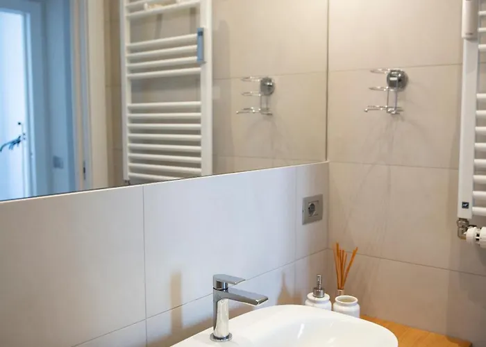 Ilcenacolo Cadorna Design 4 Persone Mico Mpx * 밀라노