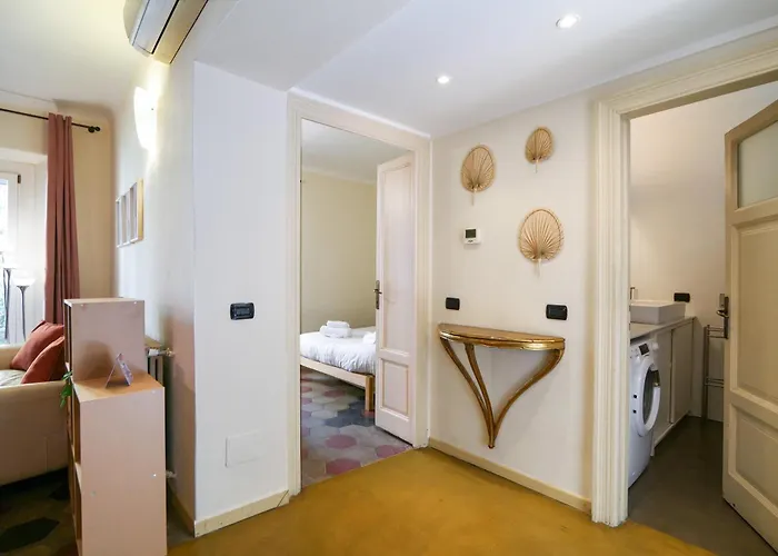 Daire Sweett- Corso San Gotardo Milano