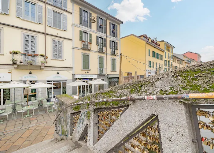 Luxury Naviglio House - 10 Min Cathedral * Mediolan