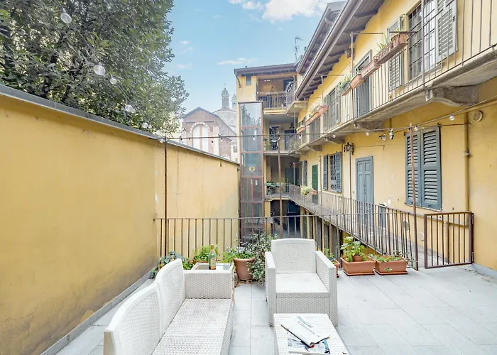 Apartament Luxury Naviglio House - 10 Min Cathedral Mediolan