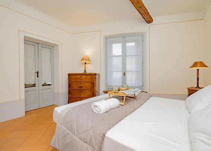 Luxury Naviglio House - 10 Min Cathedral Mediolan