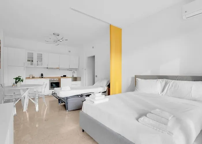 Yellow Flat Апартаменты