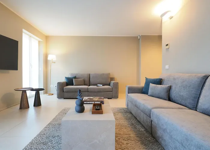 Apartamento Elegante, Spazioso E Silenzioso Nel Cuore Di *