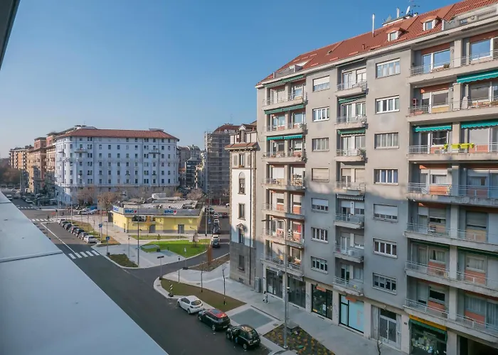 Elegante E Luminoso Con Box Auto A Pochi Passi Da Metropolitana M4 Apartment *
