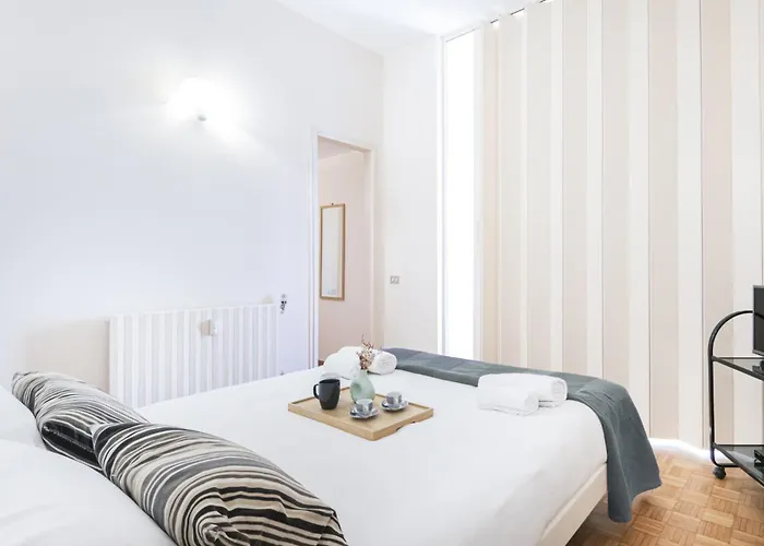Easylife - - Romana 51 - Porta Romana Apartamento
