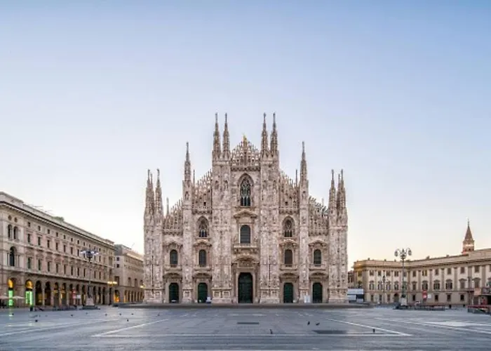 Duomo-centrale Eco Design Close To Subway Apartamento Milão