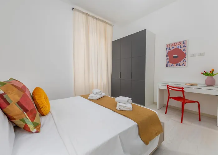 Gulli's In Arco Della Pace *