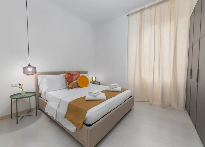 Gulli's In Arco Della Pace מילאנו