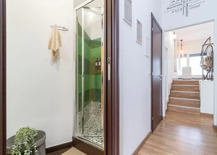 Luxloft Bocconi - 2 Bathrooms - Free Parking ミラノ