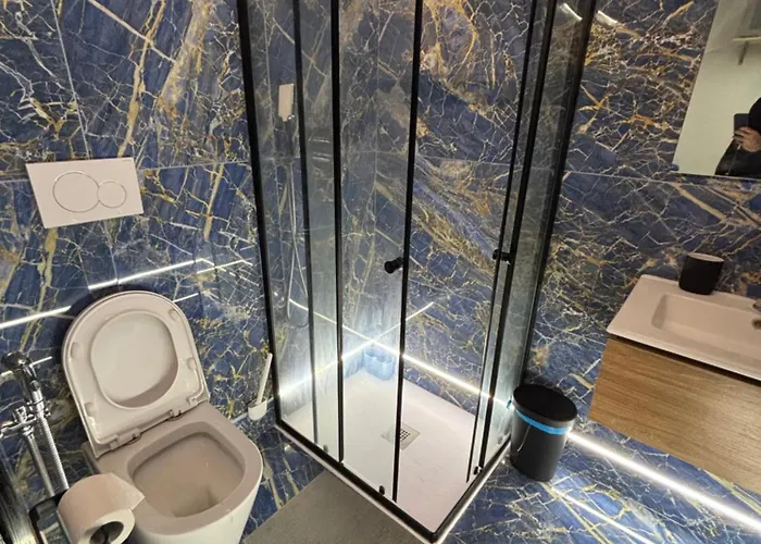 Underground 3* Милан