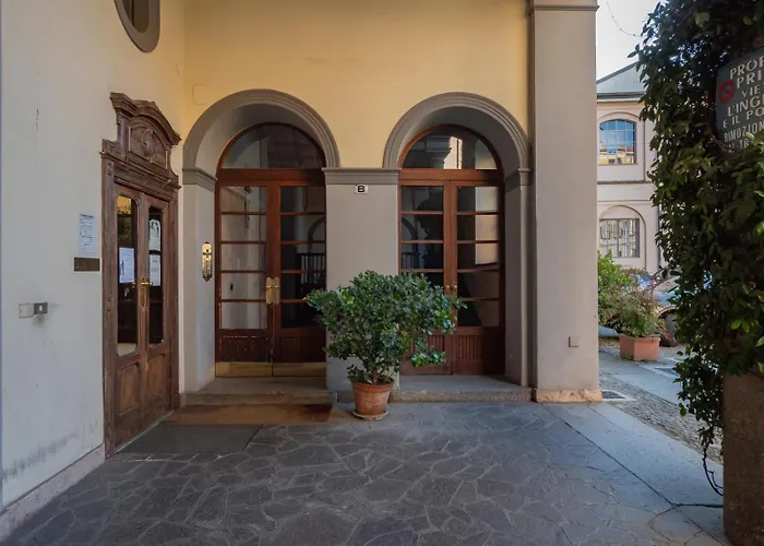 Italstay - Bramante Newly Refurbished Flat דירה *