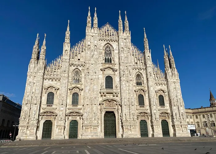 Апартаменты Duomo Intero Милан
