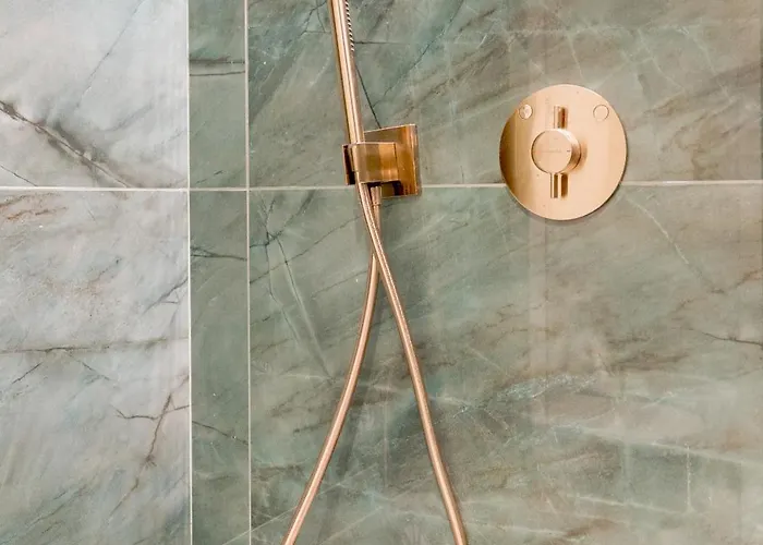 2co4 - Duomo - Modern - * ミラノ