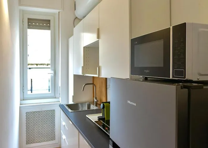 Cozy One-bedroom In Mailand