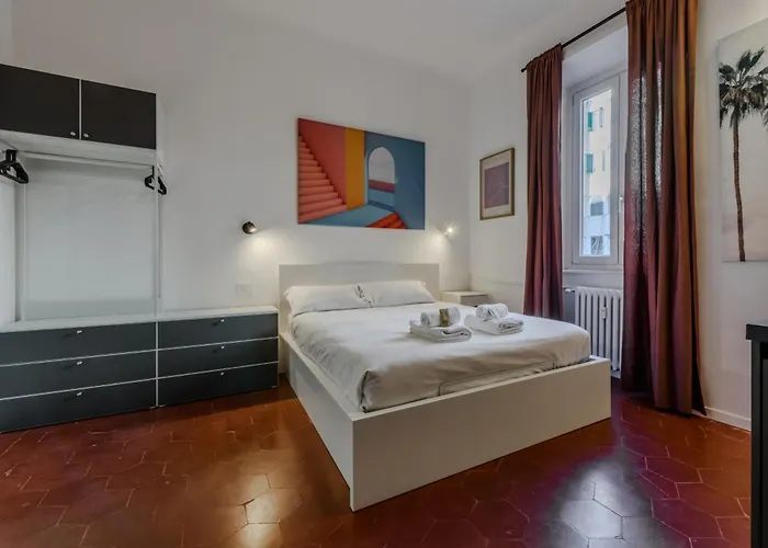 Апартаменты Easytopstay - New And Functional Near The Metro