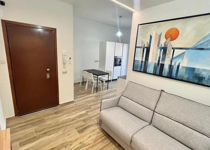 Home 8 Apartament Mediolan