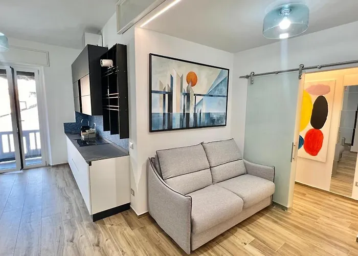 Apartament Home 8 Mediolan