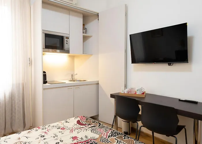 Parisienne Porta Romana Apartmán *