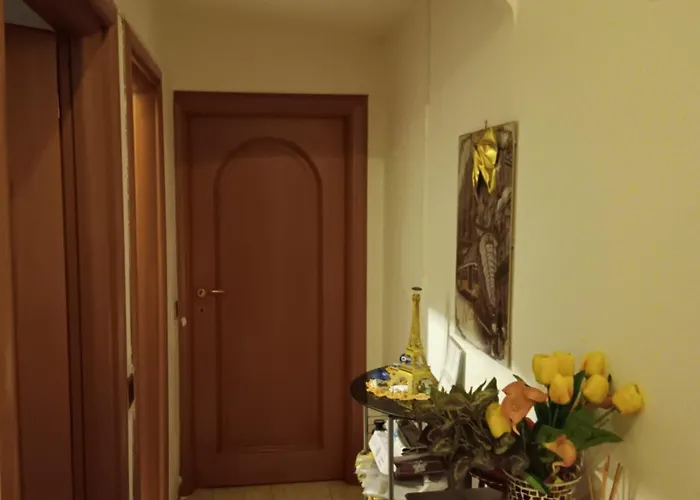 בית הארחה Casa Revello מילאנו