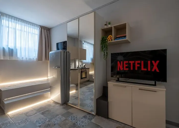 Duomo-navigli - Loft Montenapoleone Wifi & Netflix Apartmán Milán