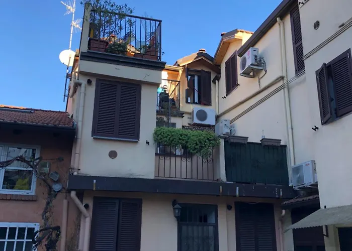 Peppermint House - Carozzi Milán