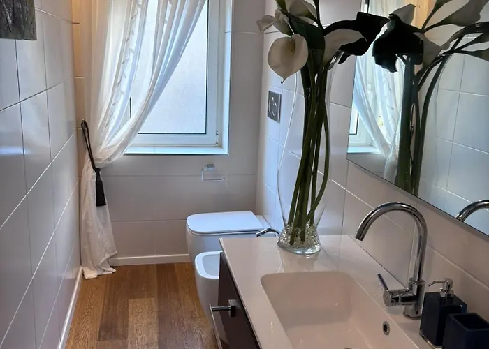 La Casa Di Sole - Corso Buenos Aires - Stazione En-suit ゲストハウス ミラノ