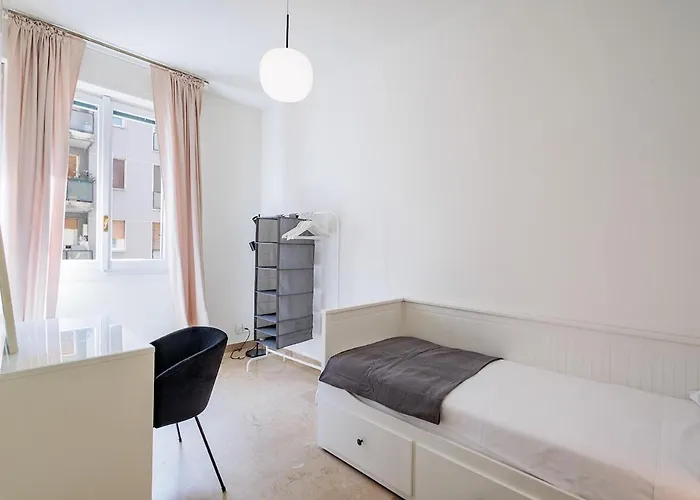 Station 3 Bedrooms & 2 Bathrooms - B Apartman Milánó