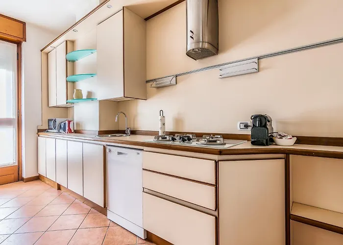 Apartman - Brand New 4 Pax Life & The Giulio Cesare 5 Milánó