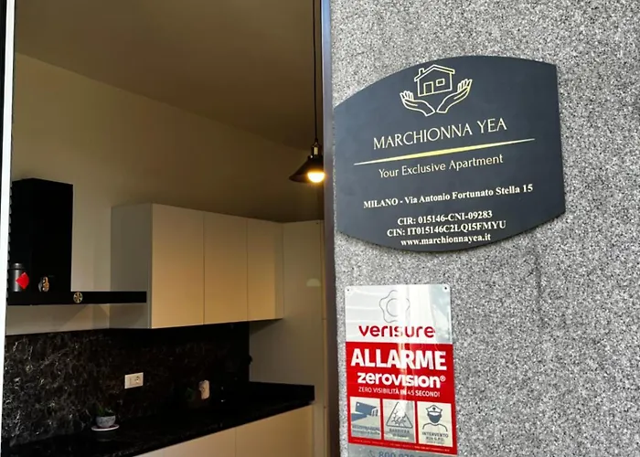 Yea - Your Exclusive Loft Next To Station Apartment *