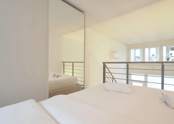 Primopiano - Tajani B * Milano