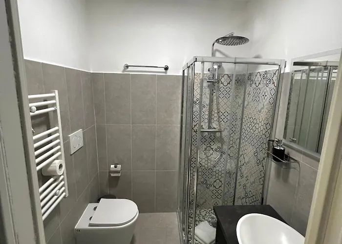דירה Moderno Bilocale Vicino Navigli E Bocconi מילאנו
