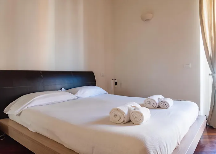 Youhosty - Perugino 6 * Milaan