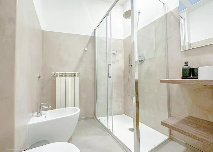 Brunacci - 5 Min Dai Navigli Milán