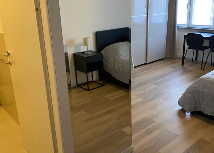 Grey House דירה *