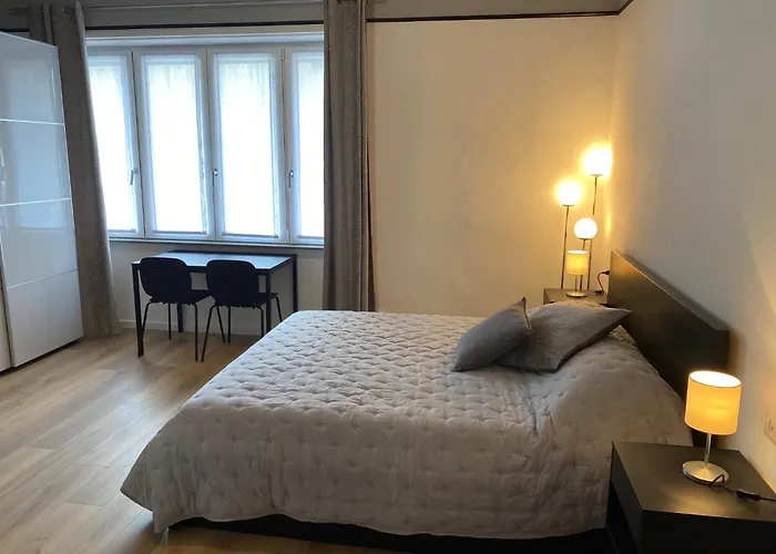 Grey House דירה *