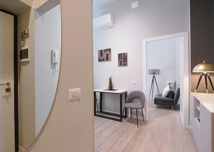 Boutique Design - Subway 300 Meters 15 Mins From Brera Daire