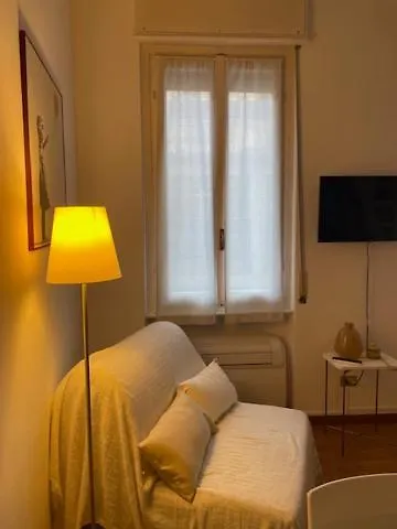 Two-room San Babila Appartement *