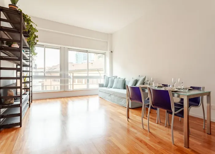 Elegante In Corso Garibaldi 아파트 *