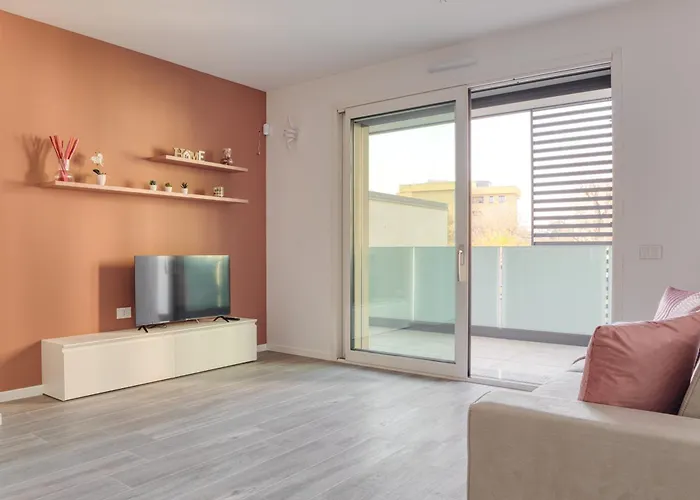 In Financial District 4 Pax Apartment Milan