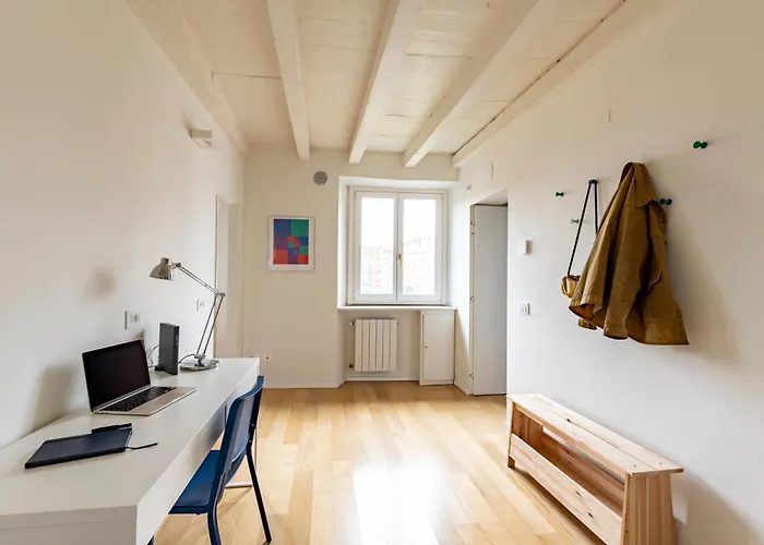 Large & Comfy - A Few Steps From The Duomo Apartment Mailand