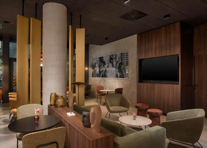 Hotel Nh Corso Buenos Aires 4*