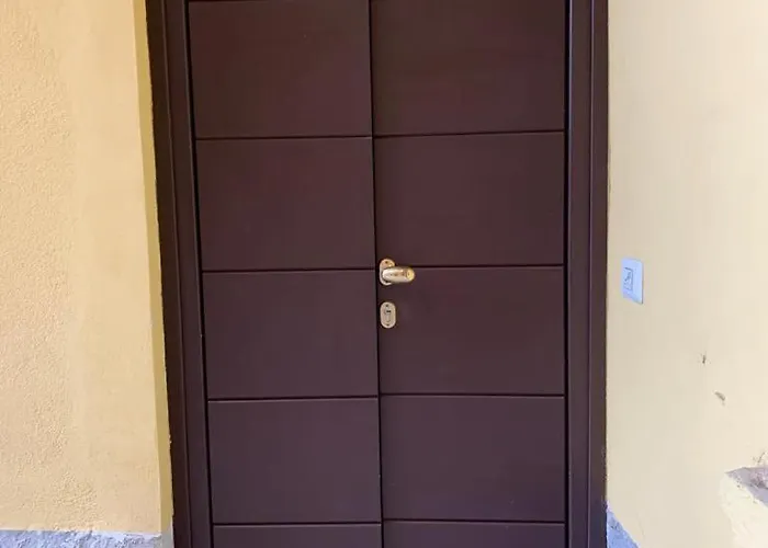 Torricelli 10 Apartment