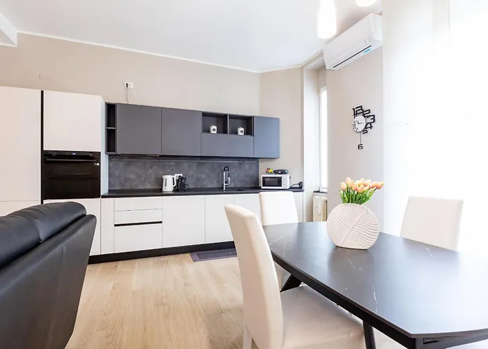 Apartament Certosa Enchanting With Balcony - Collection *