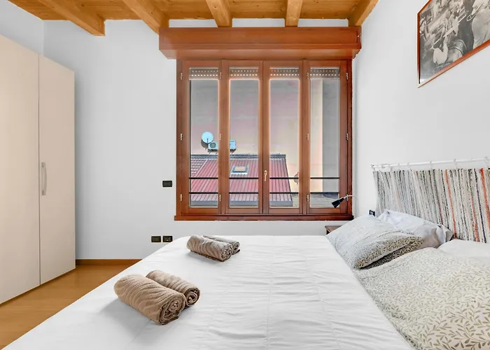 Mo37 -duomo-loreto - Chic - Apartamento Milán