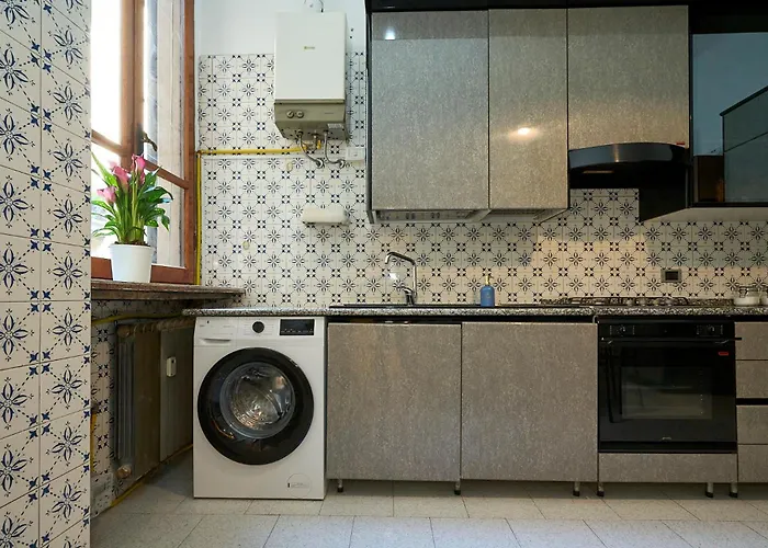 Vintage House - 2 Minutes Walk From Station 公寓 米兰