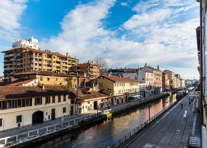 Youhosty - Navigli View *