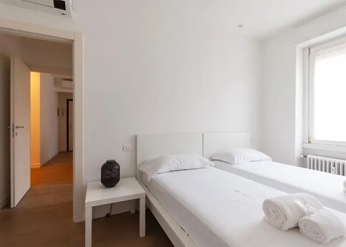 Youhosty - Gioia Tower View