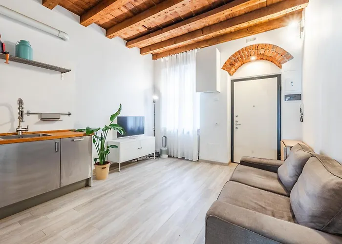 200mt Metro - Design For Creative Living Mediolan