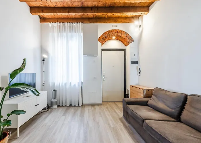 Apartament 200mt Metro - Design For Creative Living *