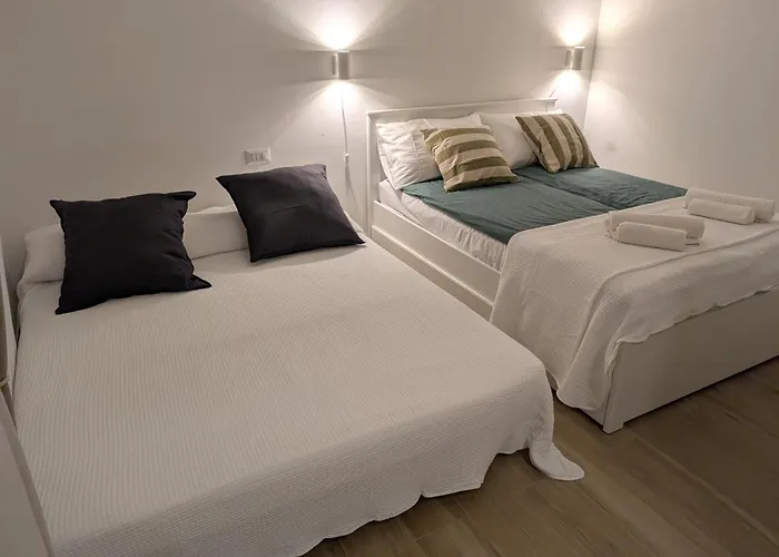 Loreto 15 Mins From Duomo - M1 Rovereto Apartament Mediolan